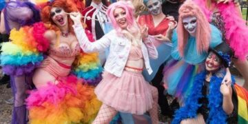 USA: Gesetz von Nebraska sieht vor, dass Besuch einer Drag-Show für Personen unter 19 Jahren eine Ordnungswidrigkeit darstellt