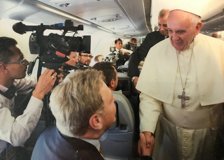 Der Vatikan schreibt immer noch Corona-Impfung für Journalisten vor