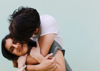 Plainte contre deux hauts fonctionnaires de la Generalitat pour avoir financé une application de rencontres « chemsex ».