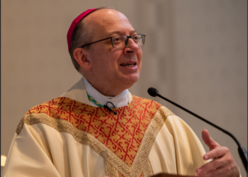 USA: Bischof Knestout kritisiert FBI: „Liebe zur Familie und zum Leben“ sei keinen „Extremismus“