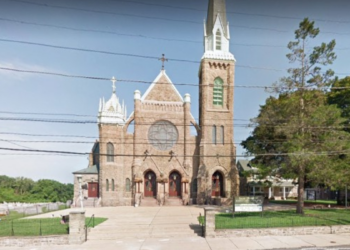 Pipe bomb found outside Catholic Church in Philadelphia