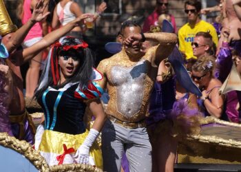 Spanien: Trans-Gesetz zur Beseitigung von etwa 500 rechtlichen Unterschieden zwischen Männern und Frauen