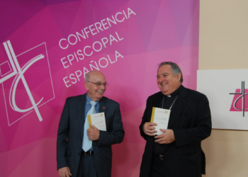 Nuova offesa ai cristiani con un manifesto nelle pensiline degli autobus spagnoli