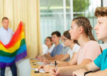 Scathing report in the UK: Children are at risk due to gender ideology