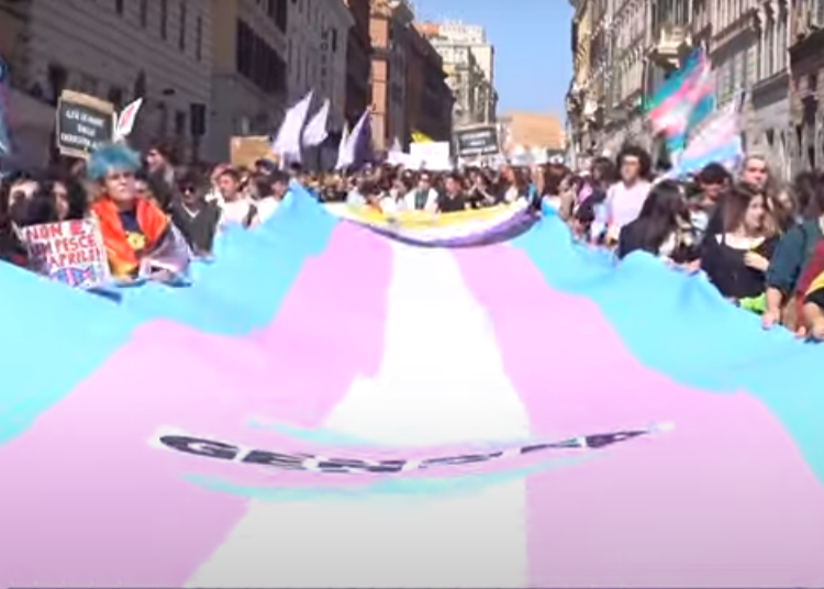 La gioventù transgender italiana