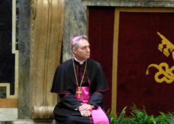 Gänswein kritisiert Synodalen Weg: Spaltet die Kirche