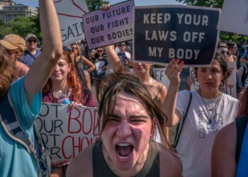 I proaborti colpiscono il movimiento per la vita: le donne contro il diritto delle done ad essere informate (parte 1)