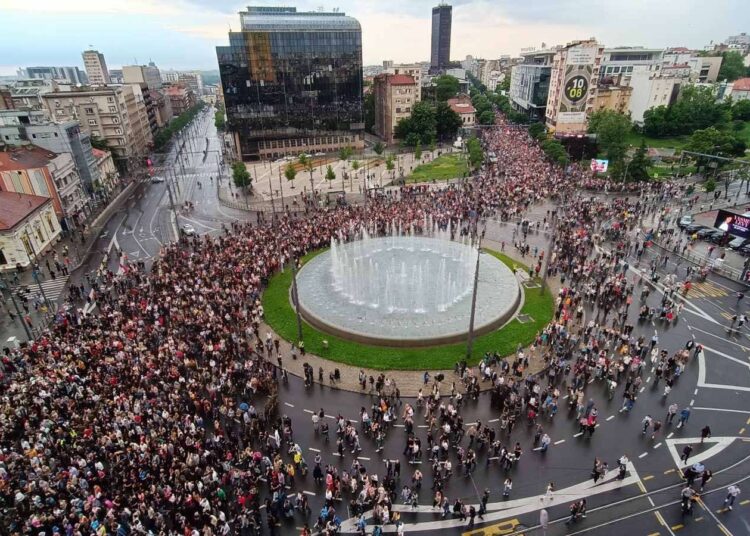 НАЈВЕЋИ МОЛИТВЕНИ СКУП У ИСТОРИЈИ БЕОГРАДА