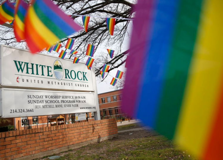 Migliaia di congregazioni lasciano la Chiesa Metodista Unita per le posizioni LGBT