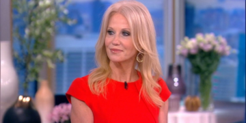 Kellyanne Conway urges pro-life Republicans to expose Democrats as radical pro-abortion extremists