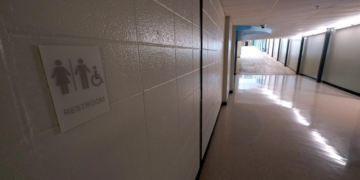 Nuevo México: violación de una niña de 12 años en baños «inclusivos»