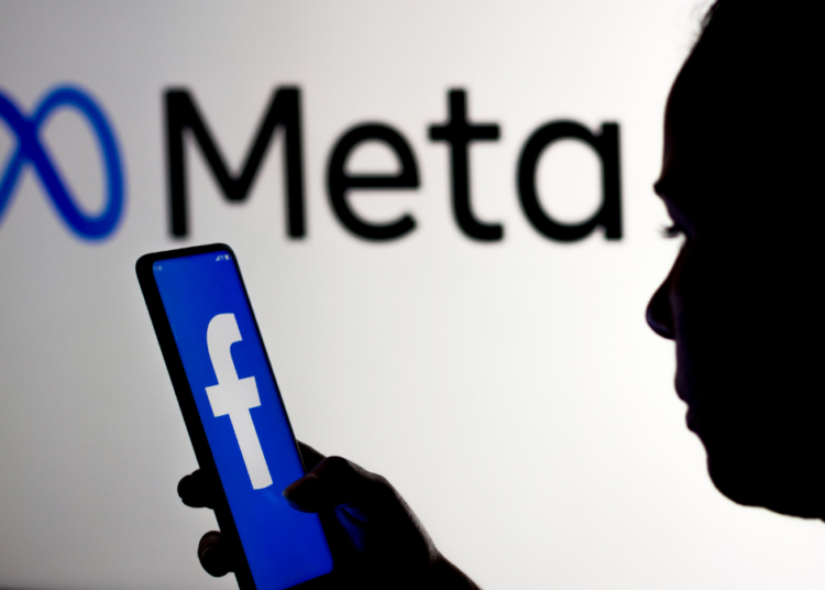 Gli algoritmi difettosi di Instagram accusati di aver favorito la diffusione di materiale pedopornografico
