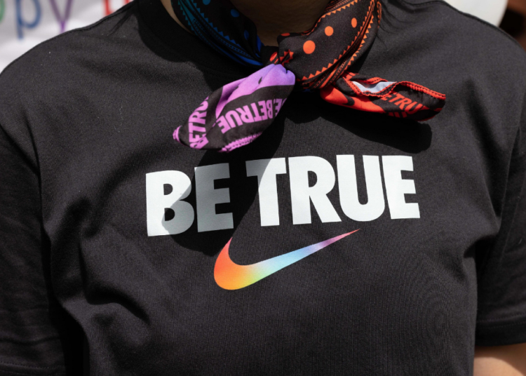 Nike presenta ropa infantil «inclusiva» defendiendo la comunidad LGBTQ+