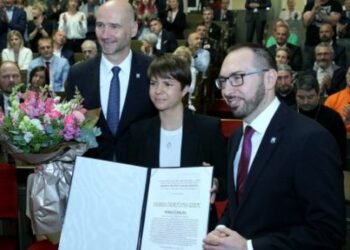 МИРЕЛА ЧАВАЈДА ДОБИЛА НАГРАДУ „ЗАГРЕПЧАНКА ГОДИНЕ“