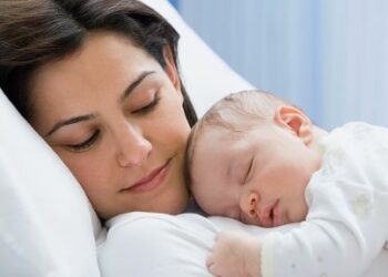 КАМПАЊА „ЈЕДНА ЈЕ МАЈКА“ – ЗА ДОСТОЈАНСТВО ЖЕНА И МАЈКИ, И БОЉА ПОРОДИЛИШТА