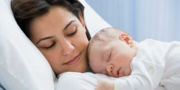 КАМПАЊА „ЈЕДНА ЈЕ МАЈКА“ – ЗА ДОСТОЈАНСТВО ЖЕНА И МАЈКИ, И БОЉА ПОРОДИЛИШТА