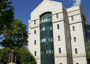 I Vescovi degli Stati Uniti rimproverano i legislatori cattolici che affermano che l’insegnamento cattolico sostiene l’aborto legale