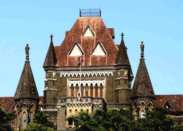 ИНДИЈА: ТИНЕЈЏЕРКИ НИЈЕ ДОЗВОЉЕН КАСНИ АБОРТУС, ПОНУЂЕНА ЈОЈ ПОДРШКА И САВЕТОВАЊЕ