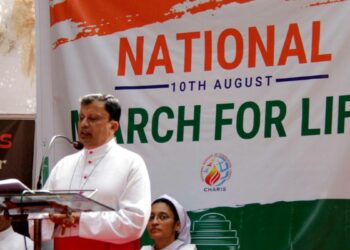 Un ingegnere informatico indiano guida il movimento pro-vita in India