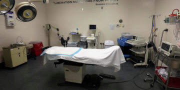 Woman suffers botched abortion at Trust Women facility in Kansas