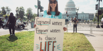 Legge Provvidenza per la Vita: Privilegiare il sostegno alle donne nell’era post-Roe