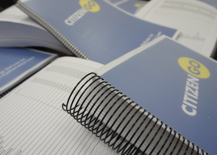 CitizenGO calls on Alverno College to stop enrolling transgender women