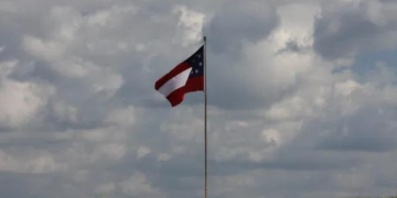 "Georgia State flag" by serge.zykov is licensed under CC BY-SA 2.0.