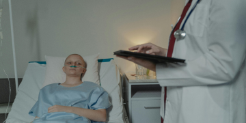 El gobierno social-comunista de Portugal quiere la eutanasia, el presidente lo impide