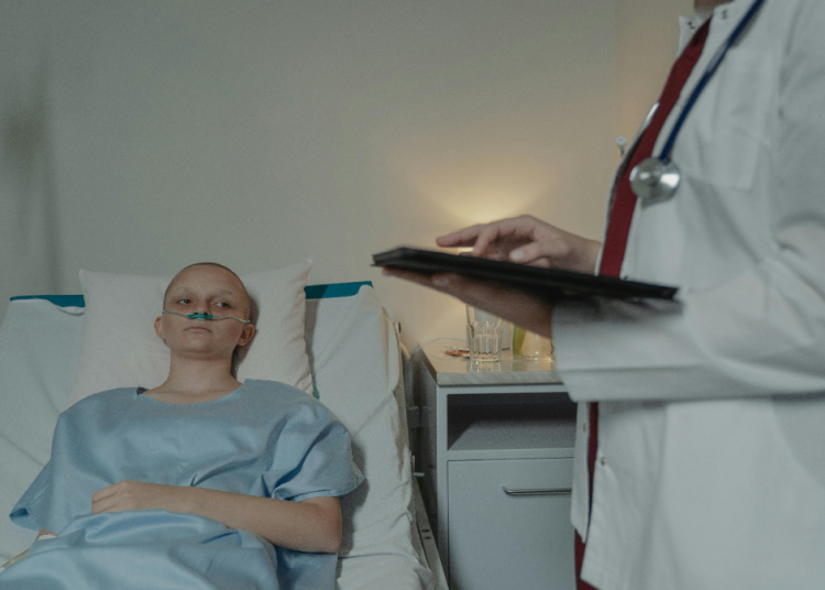 El gobierno social-comunista de Portugal quiere la eutanasia, el presidente lo impide