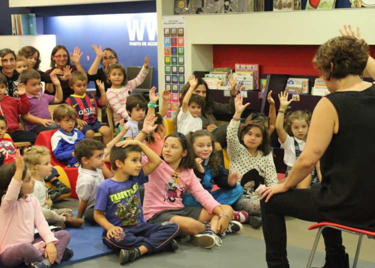 Ve a contarle a otro tus cuentos, porque a mis hijos los educo yo