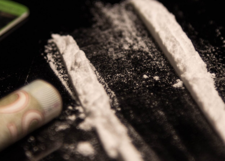 Querella por la campaña T-Drogues, que reparte kits para consumir cocaína