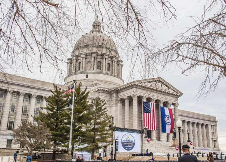 Missouri legislature passes bill to restrict public funding to abortion providers