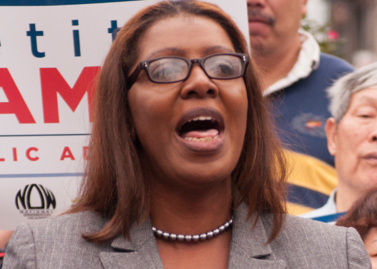 This image, originally posted to Flickr, was reviewed on 25 December 2013 by the administrator or reviewer Leoboudv, who confirmed that it was available on Flickr under the stated license on that date.