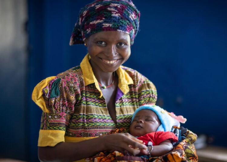 El gobierno británico financia un programa tanzano de planificación familiar promoviendo el aborto