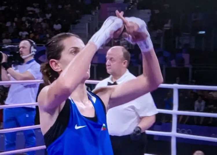 La pugile bulgara Svetlana Staneva si batte per lo sport femminile dopo la sconfitta con la taiwanese Lin Yu-ting nel controverso incontro olimpico