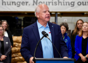 La candidata democratica al vicepresidente Kamala Harris sceglie come compagno di corsa il governatore del Minnesota Tim Walz, favorevole all’aborto.