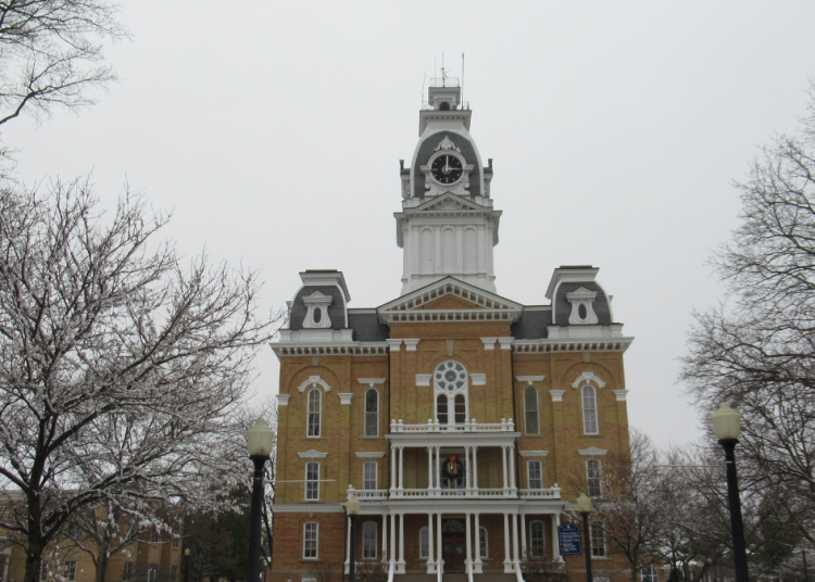 Hillsdale College oskarża Facebooka o atakowanie ich strony po uruchomieniu kursu krytykującego marksizm