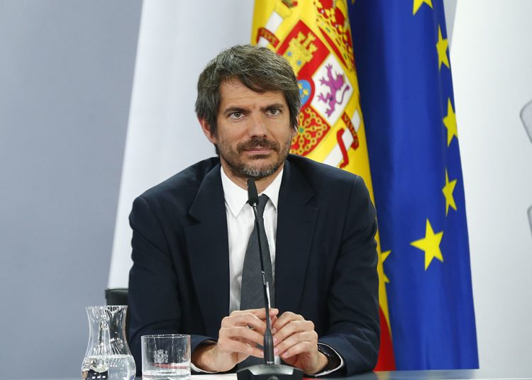 El Observatorio para la Libertad Religiosa pide a Urtasun que retire el Premio Nacional de Cómic 2024