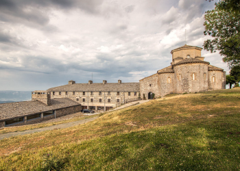 Incendian un santuario en Navarra (España) en el que pernoctaba una persona