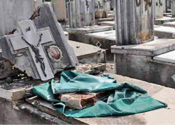El Observatorio para la Libertad Religiosa alerta del aumento de ataques a cementerios