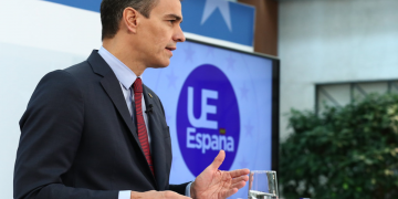 Abogados Cristianos se querella contra el cuñado de Pedro Sánchez por tráfico de influencias