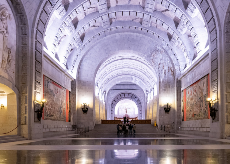 Abogados Cristianos lleva ante la justicia el pliego del gobierno para la resignificación del Valle por incluir partes de la Basílica, como la capilla del Santísimo