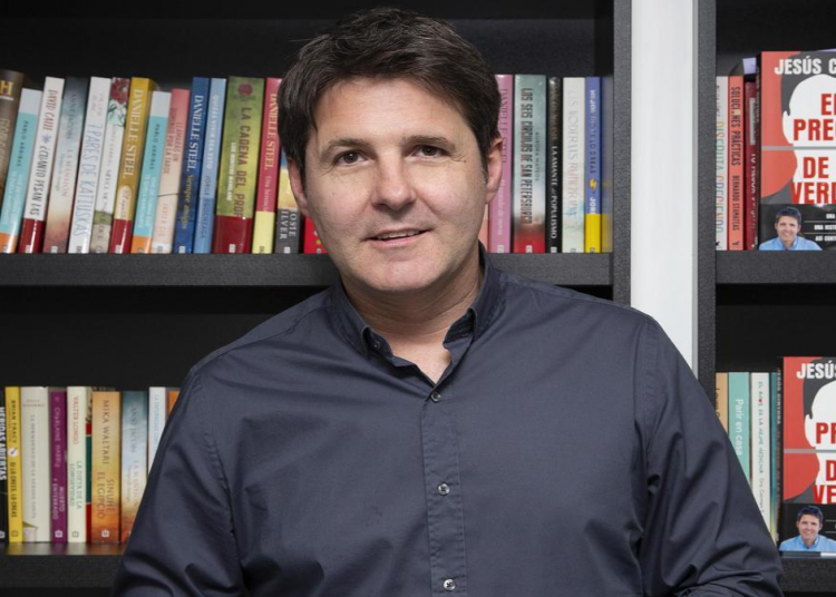 Respuesta de nuestra presidenta acerca de que los menores de Castellón tienen acceso a libros sobre «cómo cocinar con semen»