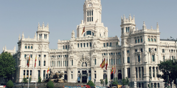 Abogados Cristianos denuncia la compra de lubricante en monodosis para repartir en  Madrid en los días previos al “Orgullo”
