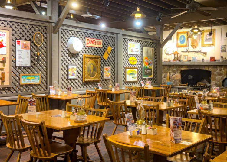 Cracker Barrel unveils soulless new logo