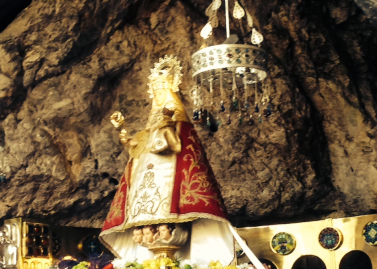 El Observatorio para la Libertad Religiosa pide al Gobierno de Asturias que la RTPA retransmita la misa del Día de Covadonga