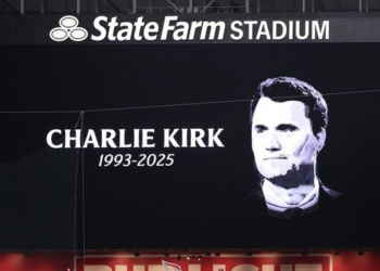 Les équipes de la NFL rendent hommage à Charlie Kirk avec une minute de silence