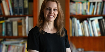 Destituyen a una doctora de Queensland por defender a los niños de la ideología trans