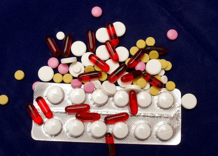 Illinois health system discontinues transgender medications