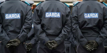 Un hombre sorprende a la policía en Irlanda al identificarse como perro